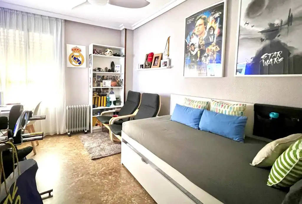 Habitación de Piso en venta en Elche / Elx