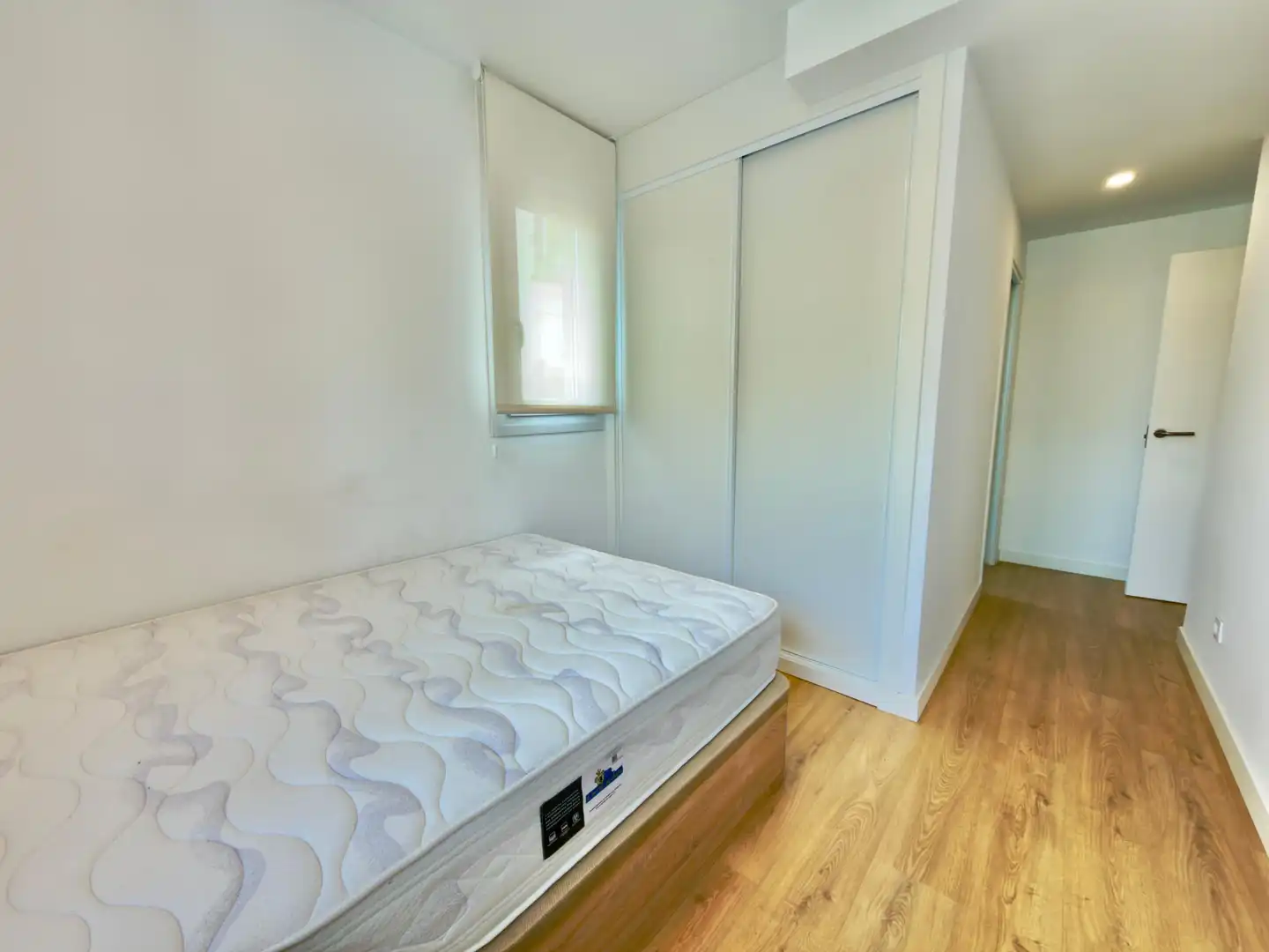 Habitación de Piso de alquiler en Madrid con Aire acondicionado, Calefacción y Amueblado