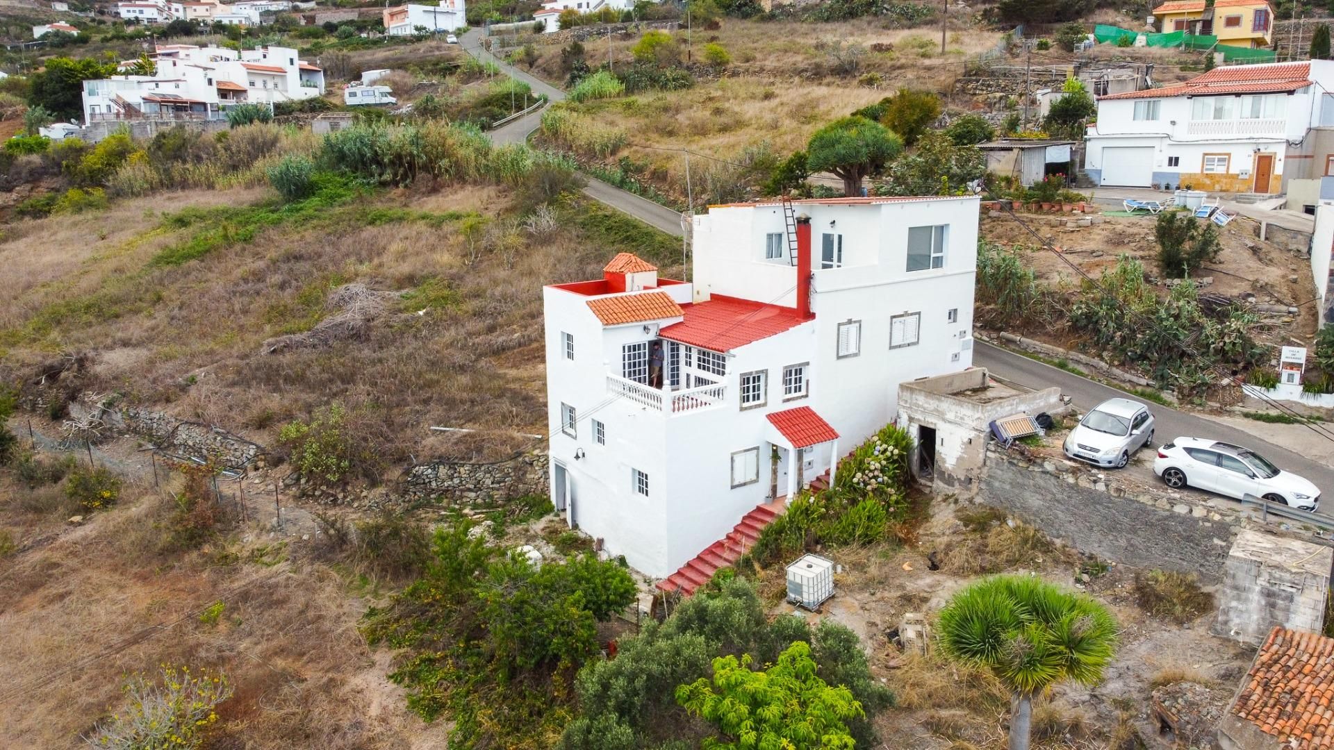 Exterior view of Single-family semi-detached for sale in Santa María de Guía de Gran Canaria  with Private garden, Terrace and Storage room