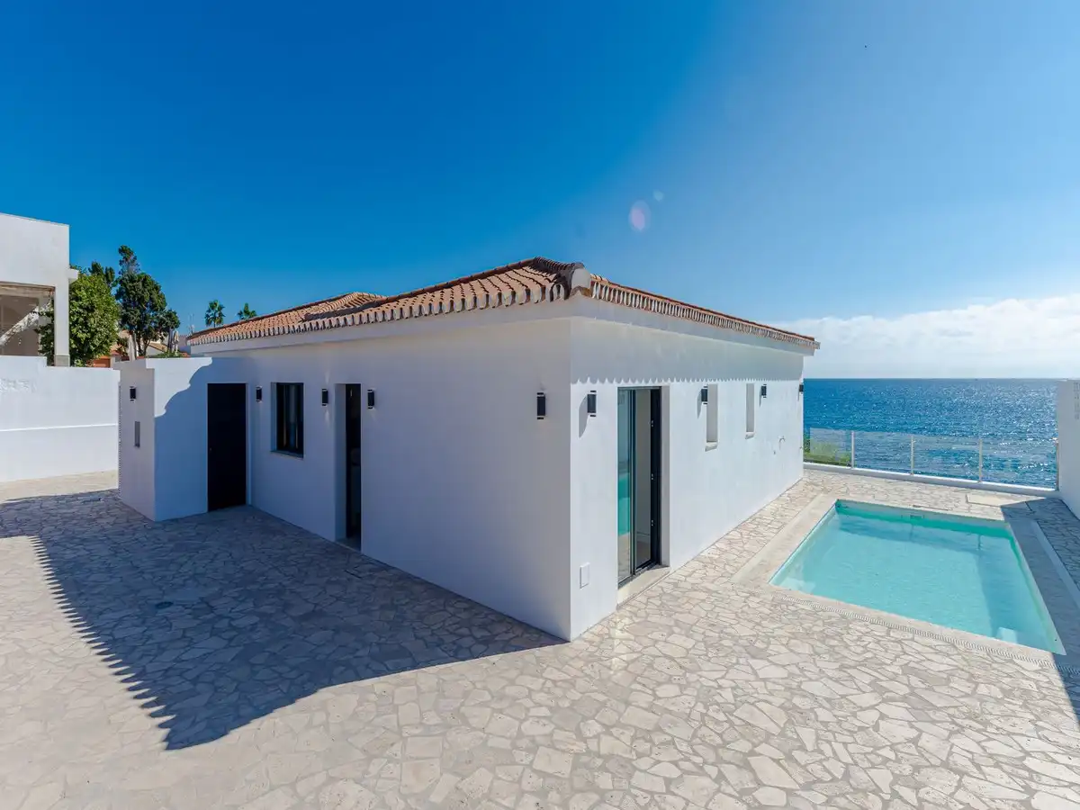 Villa mit Pool zum Verkauf in Calle Reina Fabiola, imagen 7