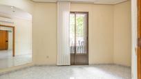 Bedroom of Flat for sale in  Madrid Capital