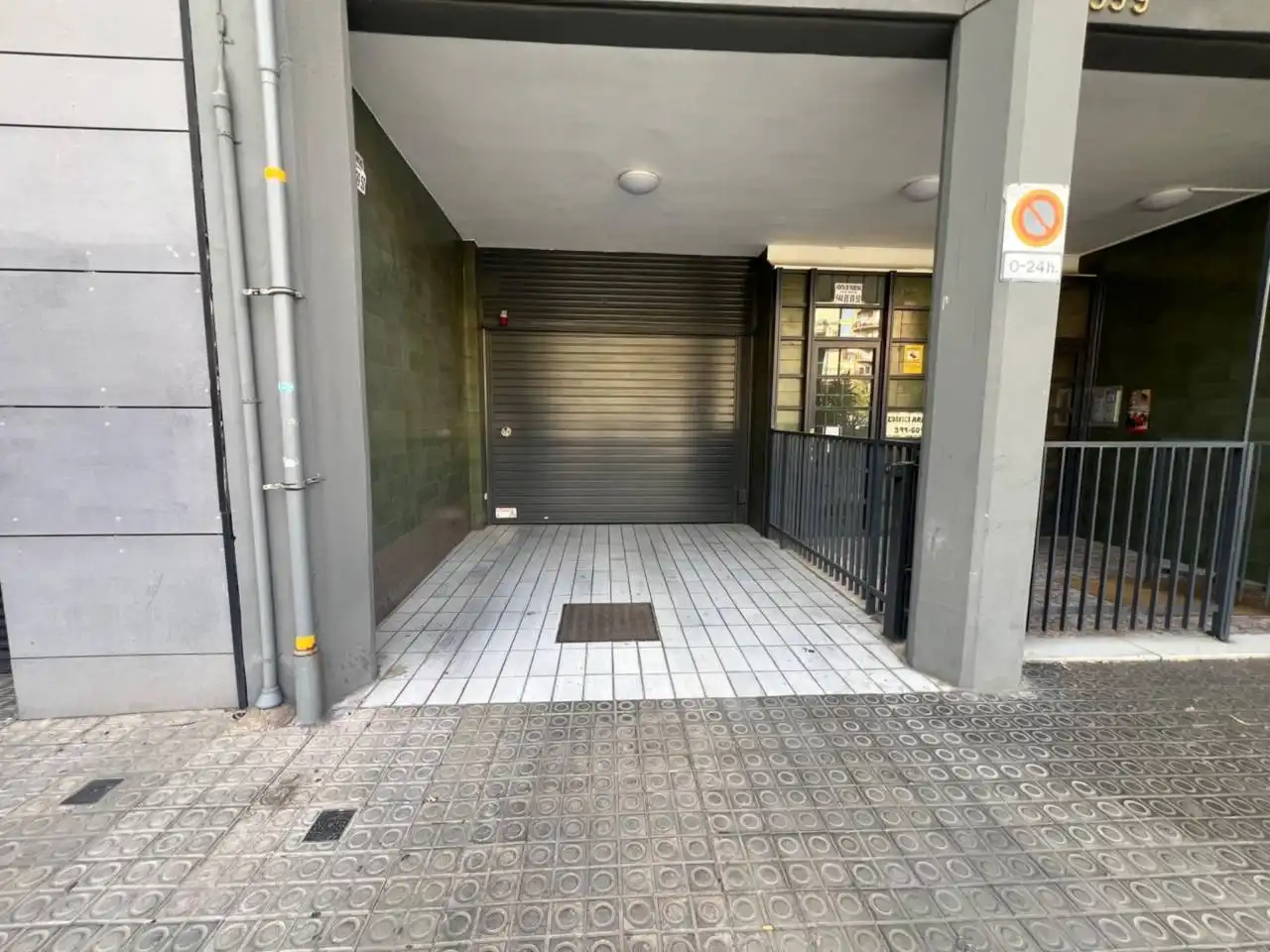 Parking de Garaje en venta en  Barcelona Capital con Alarma