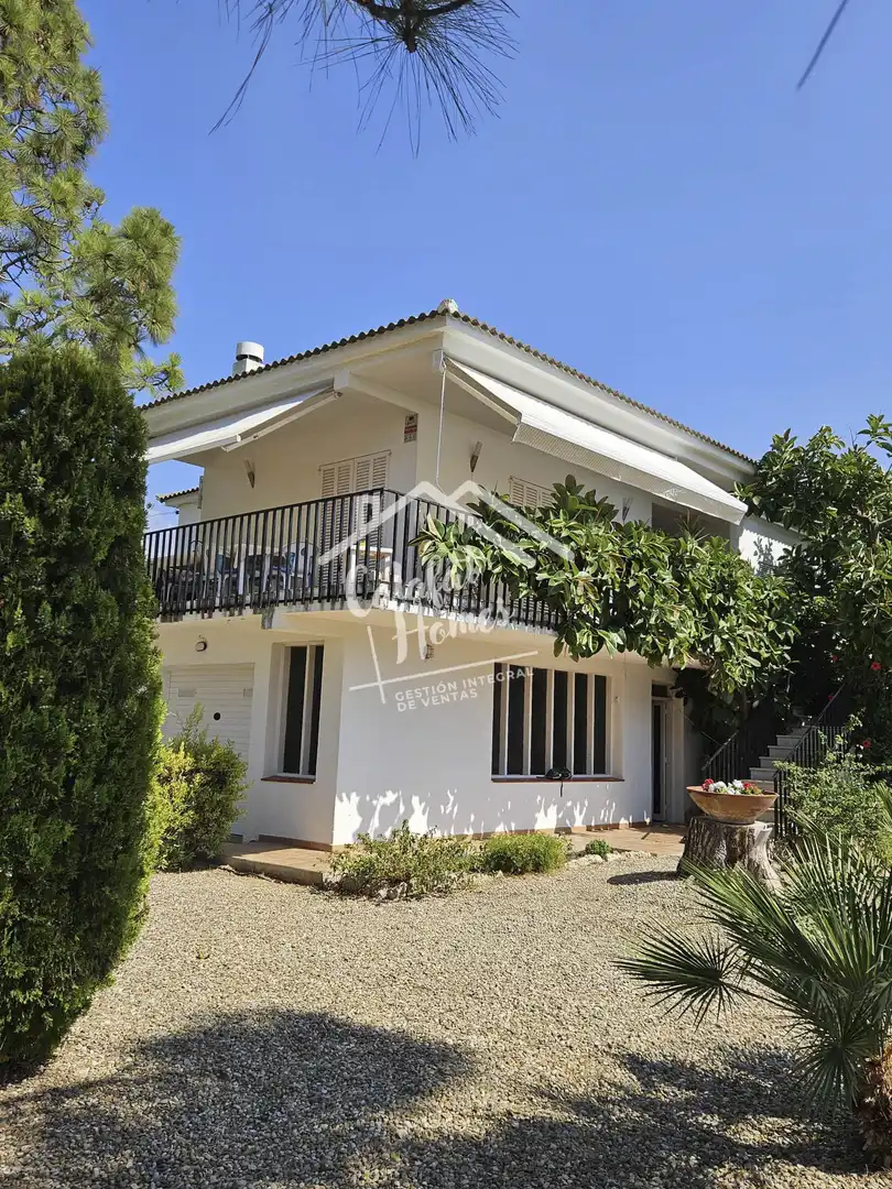 Außenansicht von Haus oder Chalet zum Verkauf in L'Ametlla de Mar  mit Privatgarten, Terrasse und Waschmaschine