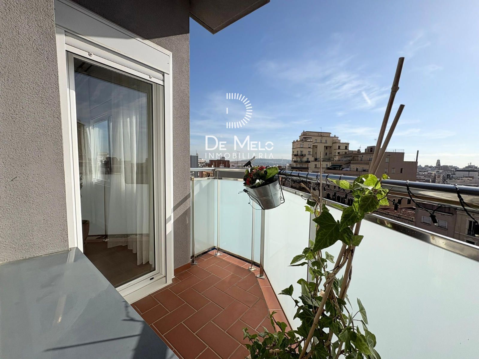 Terrassa de Pis de lloguer en  Barcelona Capital amb Aire condicionat, Calefacció i Parquet