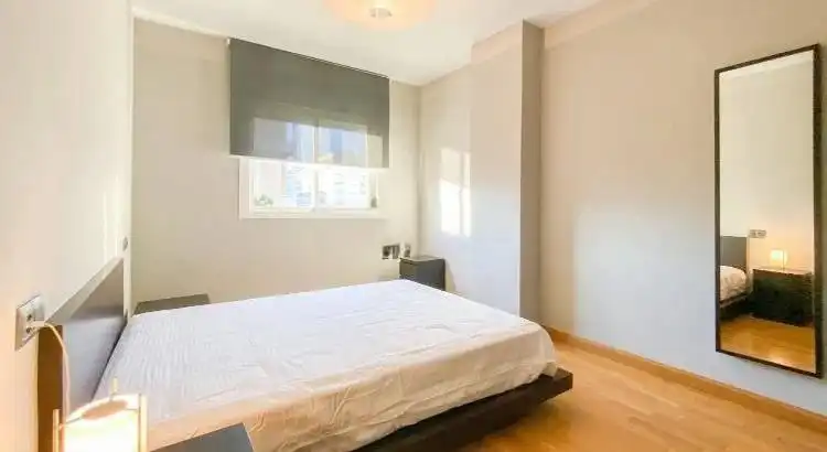 Habitación de Piso en venta en Málaga con Aire acondicionado, Parquet y Piscina comunitaria