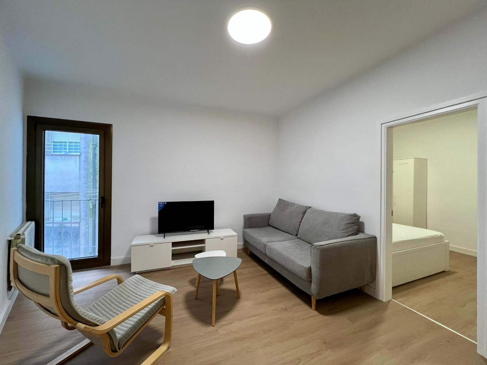 Living room of Flat to rent in  Barcelona Capital  with Heating, Parquet flooring and Furnished