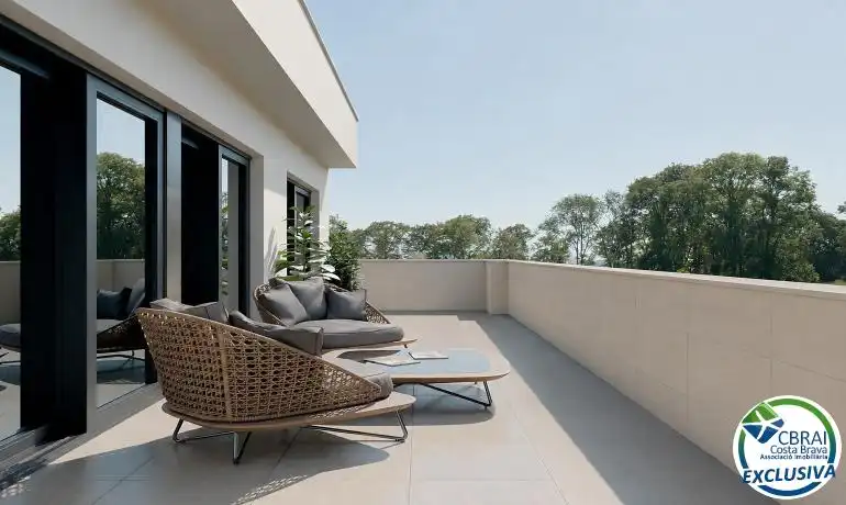 Casa con piscina en venta en Carrer HUELVA 10 10
