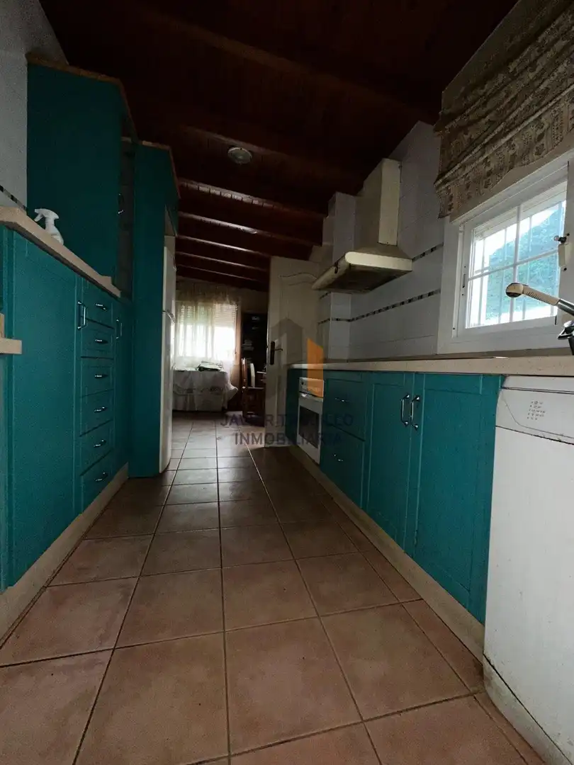 Kitchen of Buildings for sale in Vélez-Málaga