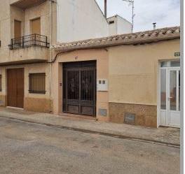 Vista exterior de Casa o xalet en venda en Casas-Ibáñez