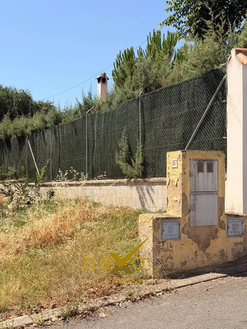 Terreni e lotti in vendita a Carmona, imagen 4