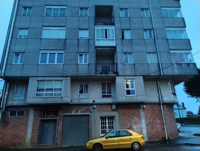 Piso en Venta en Rúa de Alexandre Bóveda en Santa Comba