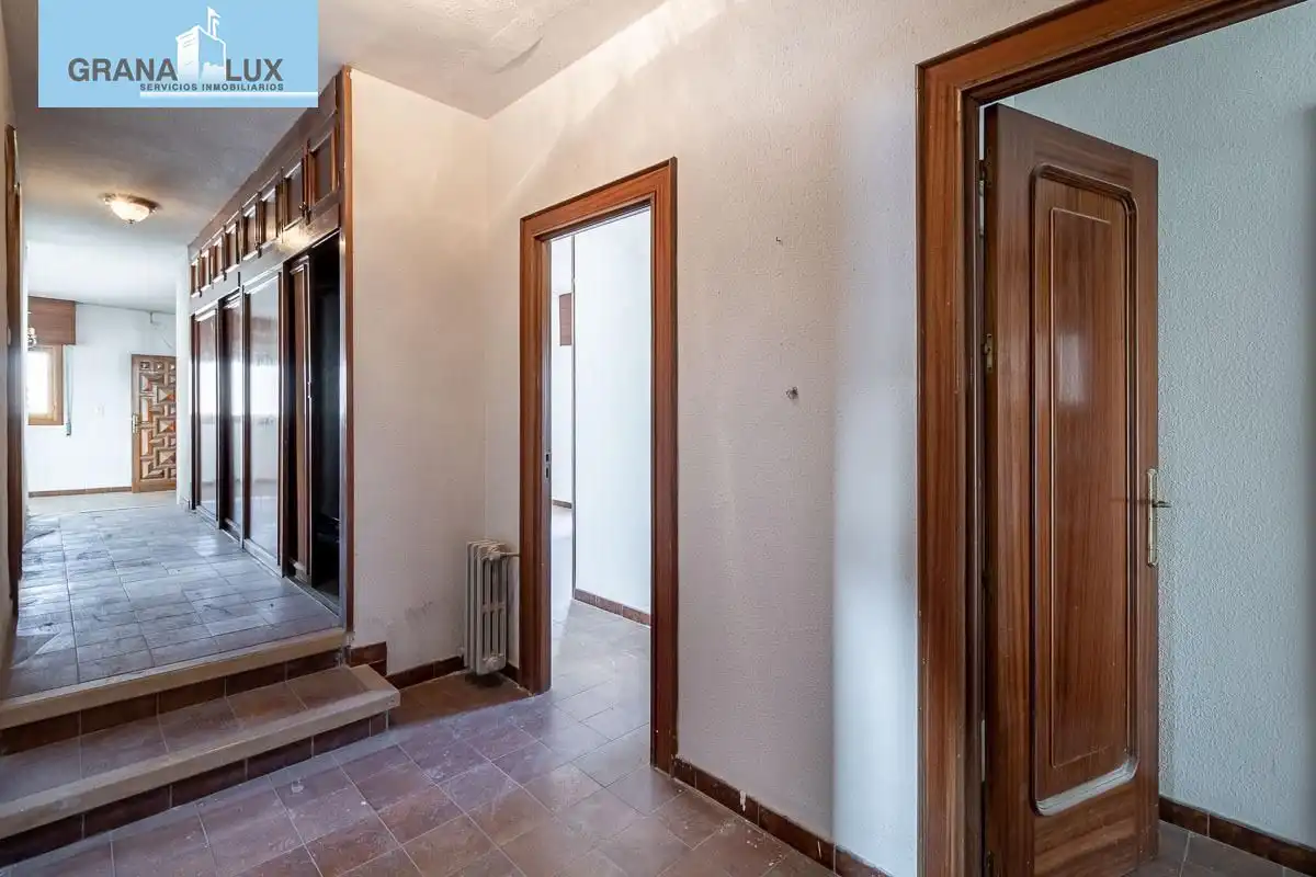 Casa rústica amb piscina en venda a Santa Fe, imagen 31