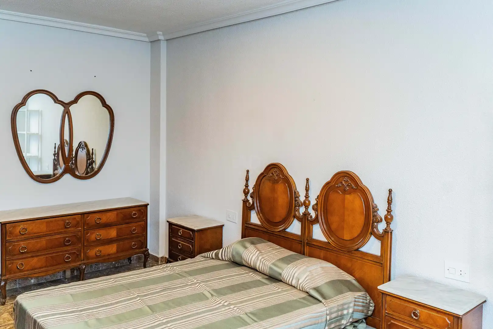 Habitación de Piso en venta en Belvís de la Jara con Aire acondicionado, Calefacción y Terraza