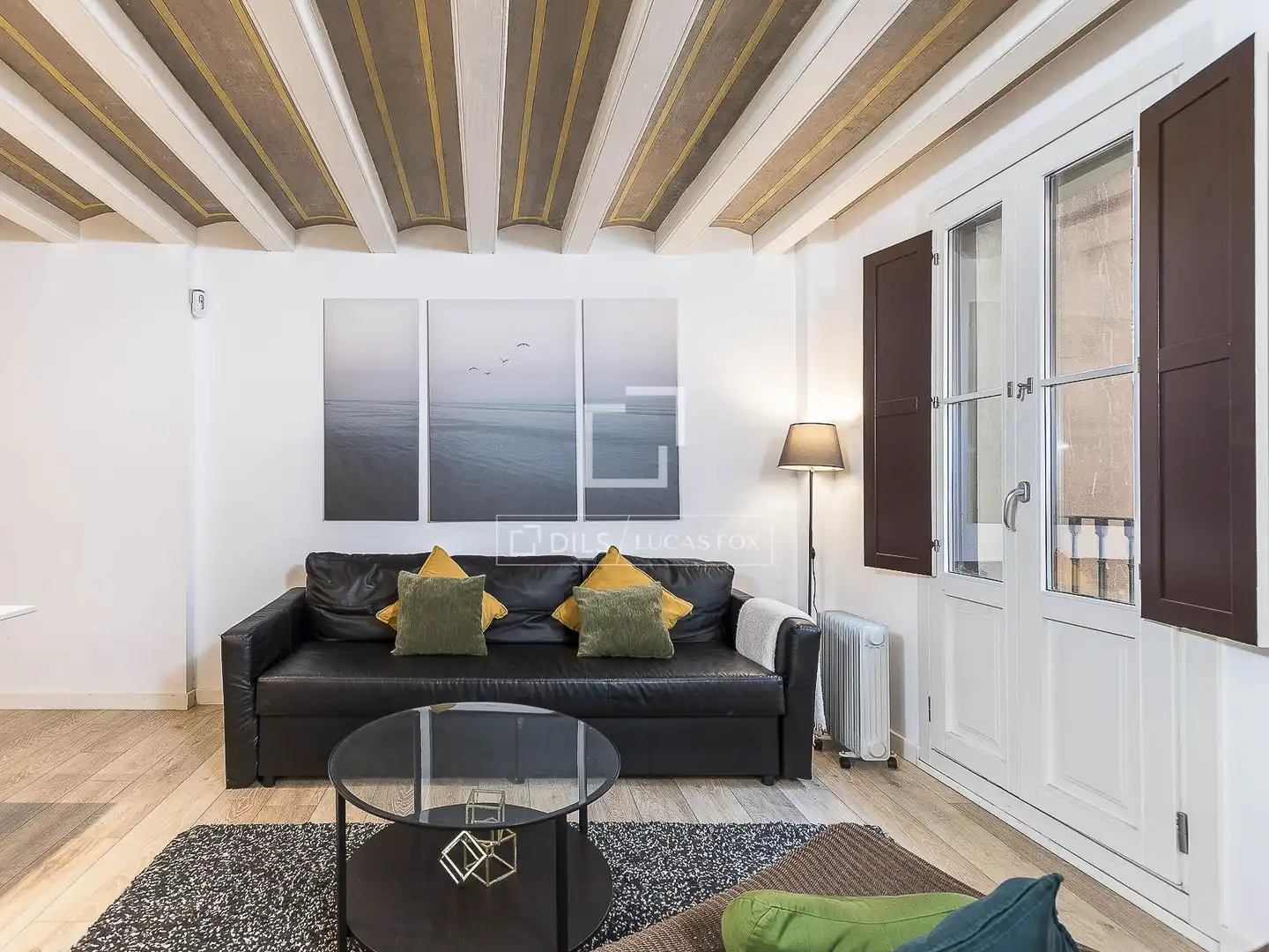 Sala d'estar de Pis en venda en Barcelona amb Aire condicionat, Calefacció i Parquet