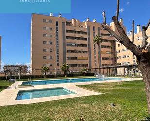 Vista exterior de Pis de lloguer en  Granada Capital amb Aire condicionat, Calefacció i Jardí privat