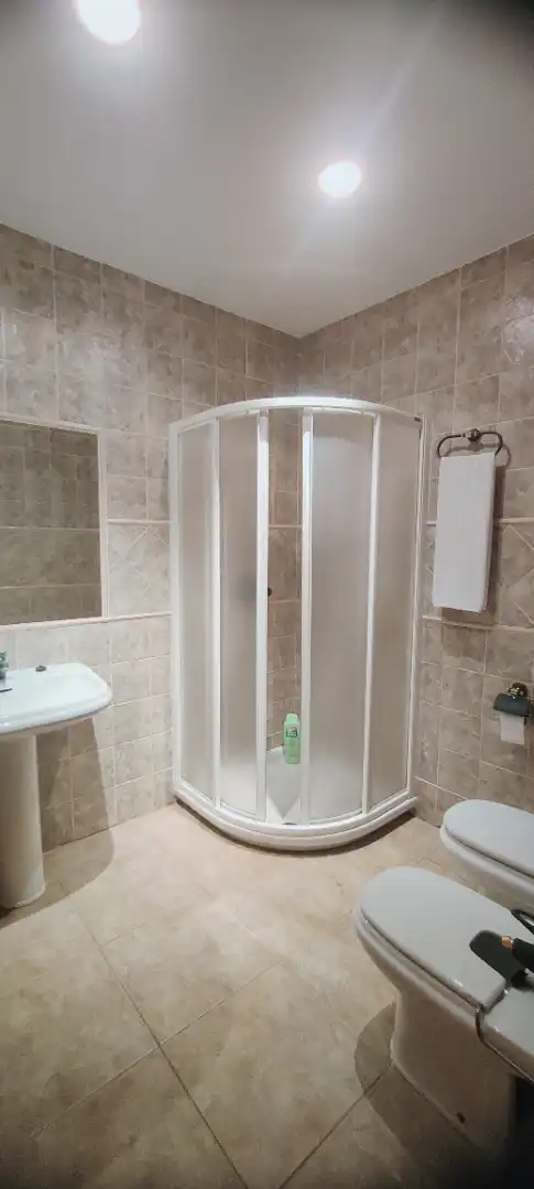 Badezimmer von Gebäude zum Verkauf in Villanueva de la Reina mit Alarm