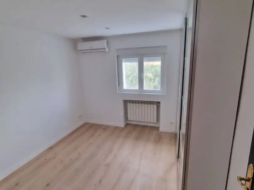 Dachboden zum Verkauf in Calle de Alicún, 8, Apóstol Santiago