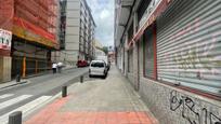 Vista exterior de Local en venda en Bilbao 