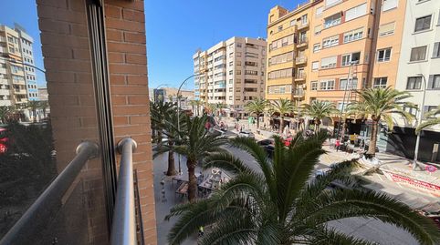 Foto 2 de Pis en venda a Avenida Estacion, de la, 17, Ensanche - Diputación, Alicante / Alacant