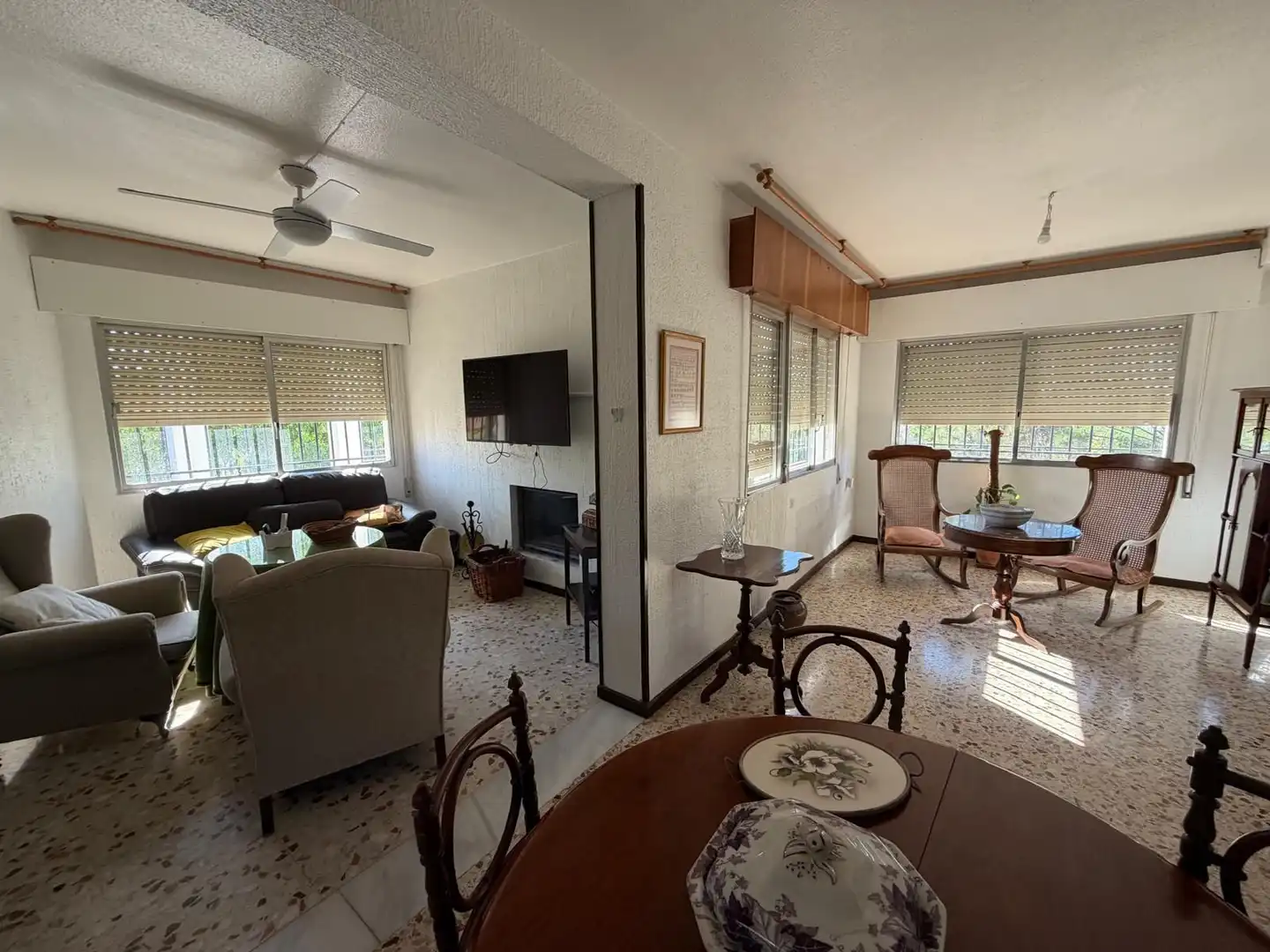 Sala d'estar de Casa o xalet en venda en El Ejido amb Aire condicionat, Jardí privat i Traster