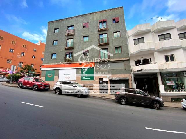 Local comercial en Venta en Alcalde Henríquez Pitti en Arucas Casco