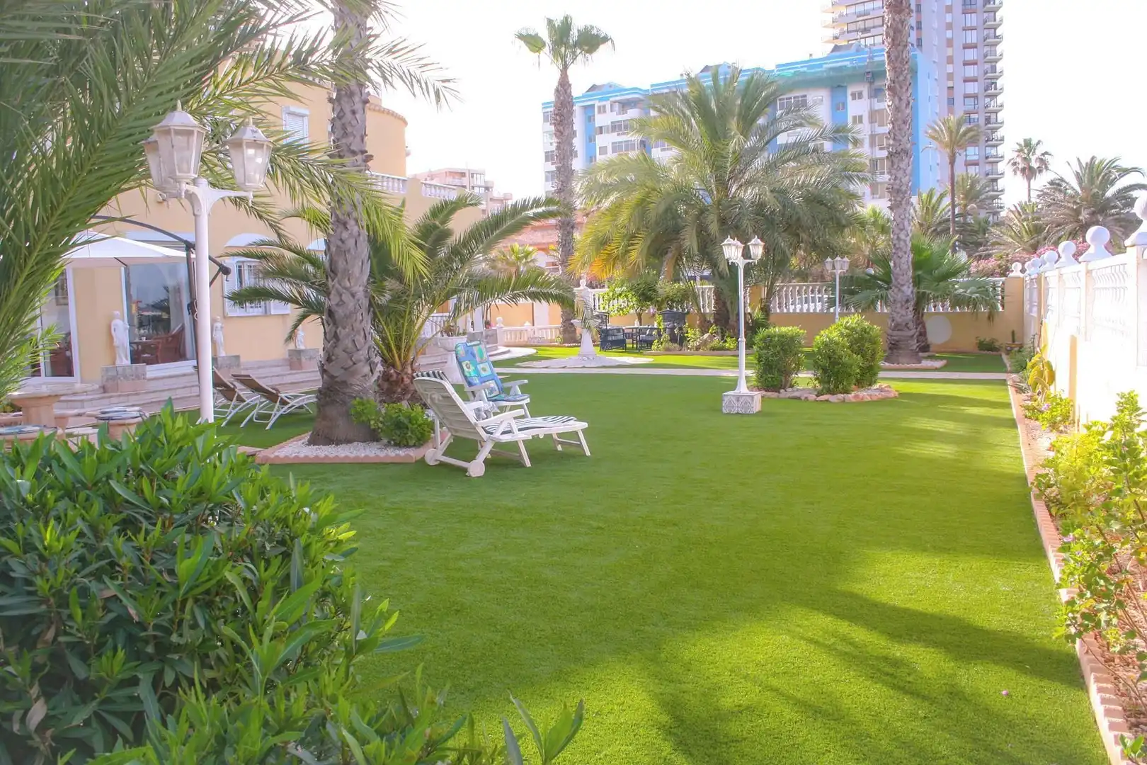 Garten von Haus oder Chalet zum Verkauf in La Manga del Mar Menor mit Klimaanlage, Heizung und Privatgarten