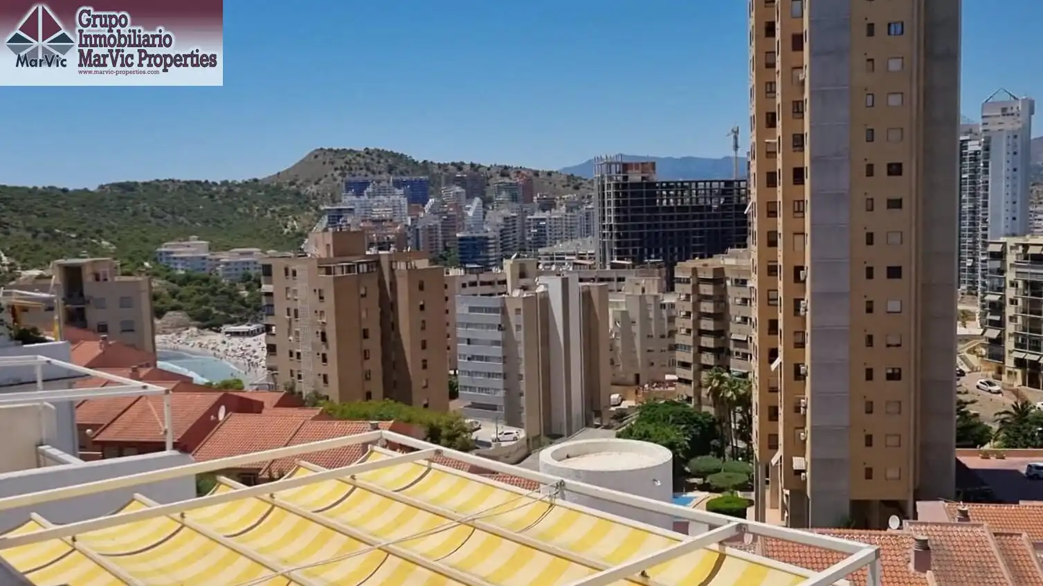 Wohnung mit Pool zum Verkauf in Playa de Poniente
