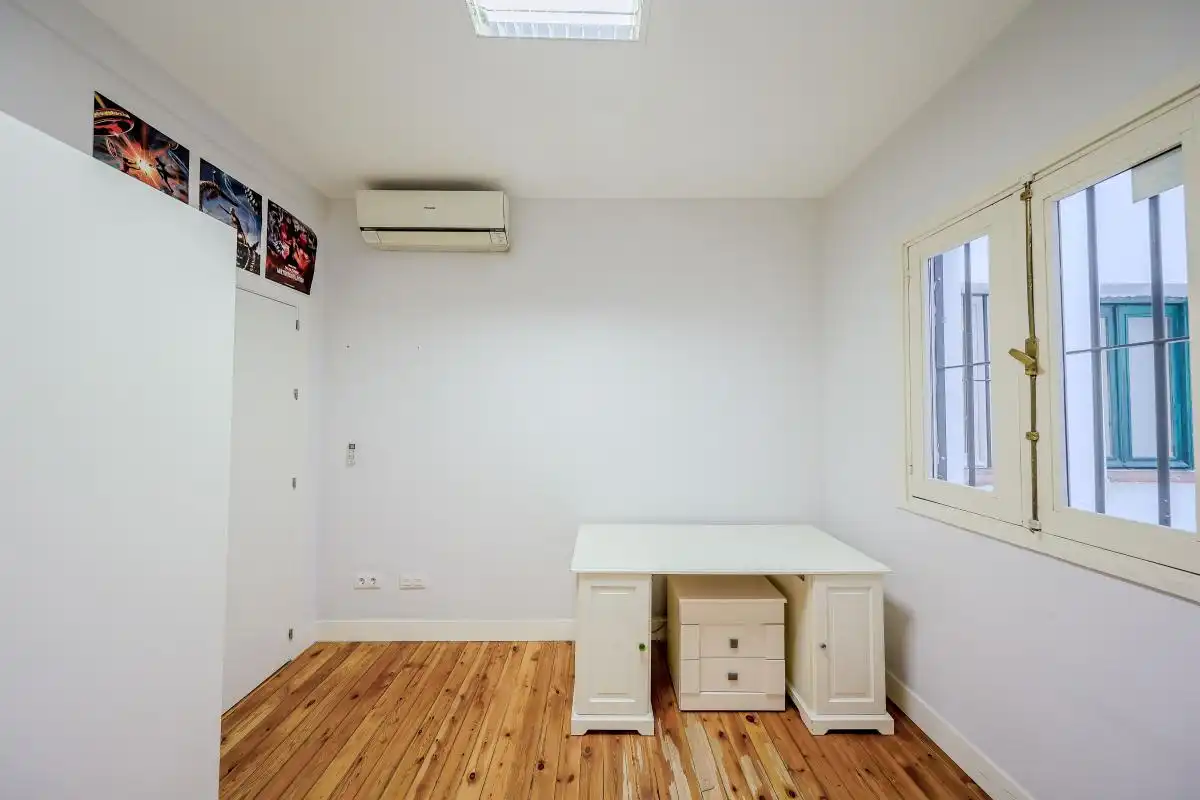 Schlafzimmer von Erdgeschoss zum Verkauf in Madrid mit Heizung