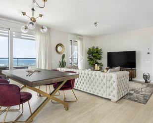 Sala d'estar de Pis en venda en Sant Adrià de Besòs amb Aire condicionat, Calefacció i Parquet