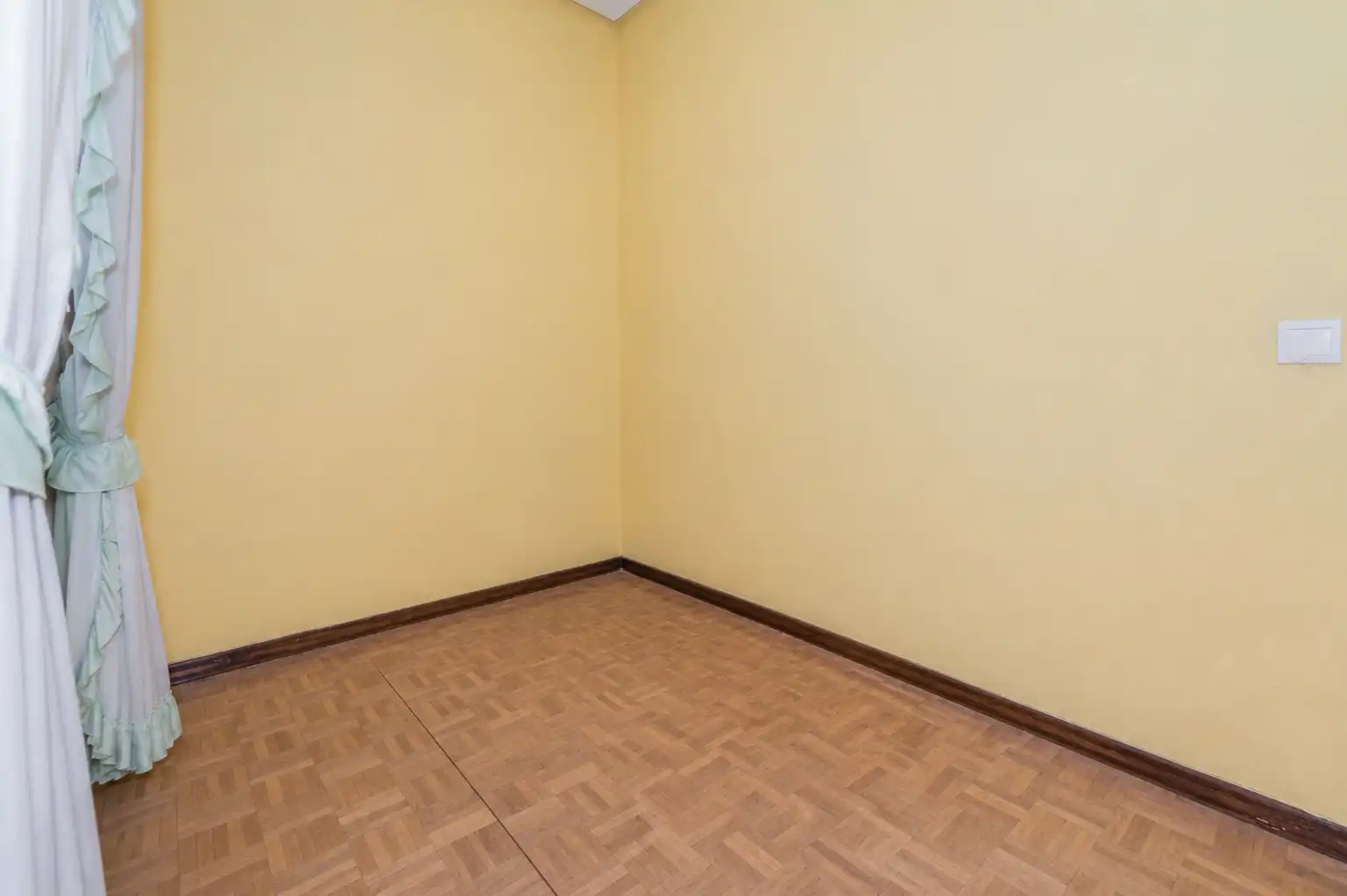 Piso en venta en Madrid con Calefacción y Terraza