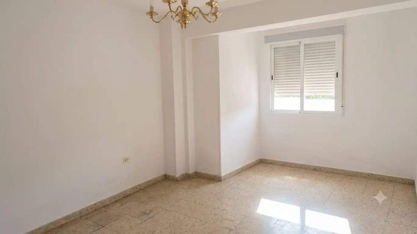 Habitación de Piso en venta en Jaén