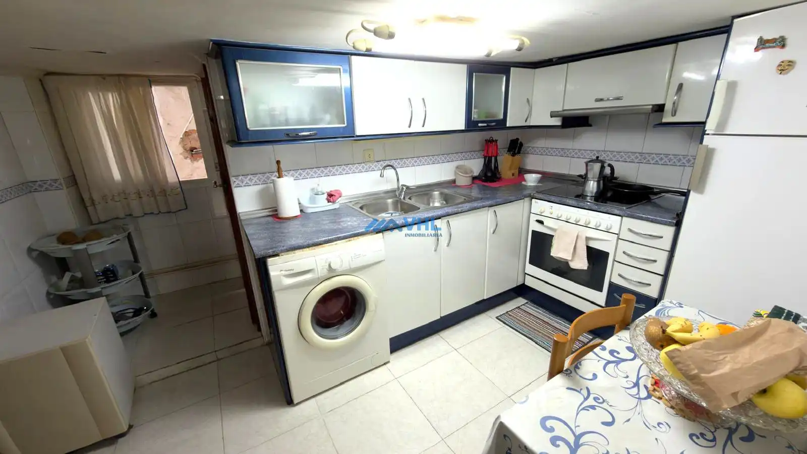 Cocina de Piso en venta en Castro-Urdiales con Calefacción, Trastero y Amueblado