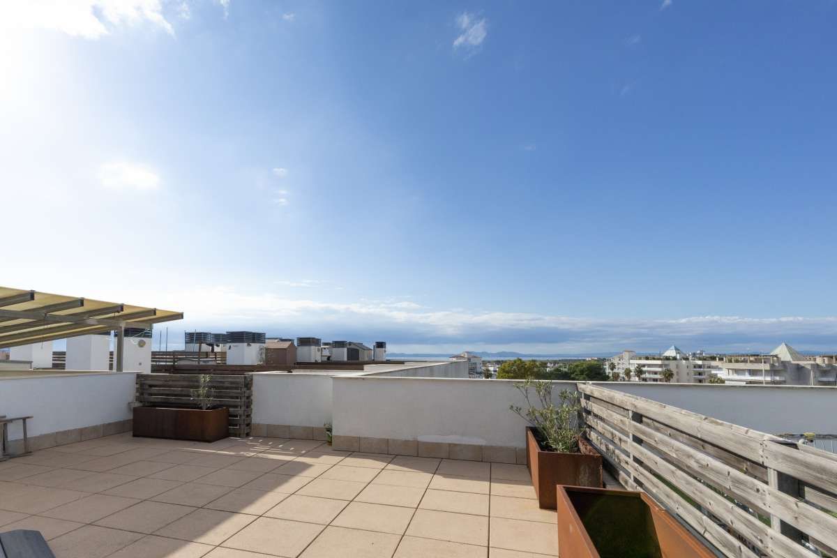 Terrace of Duplex for sale in Roses  with Furnished and Community pool