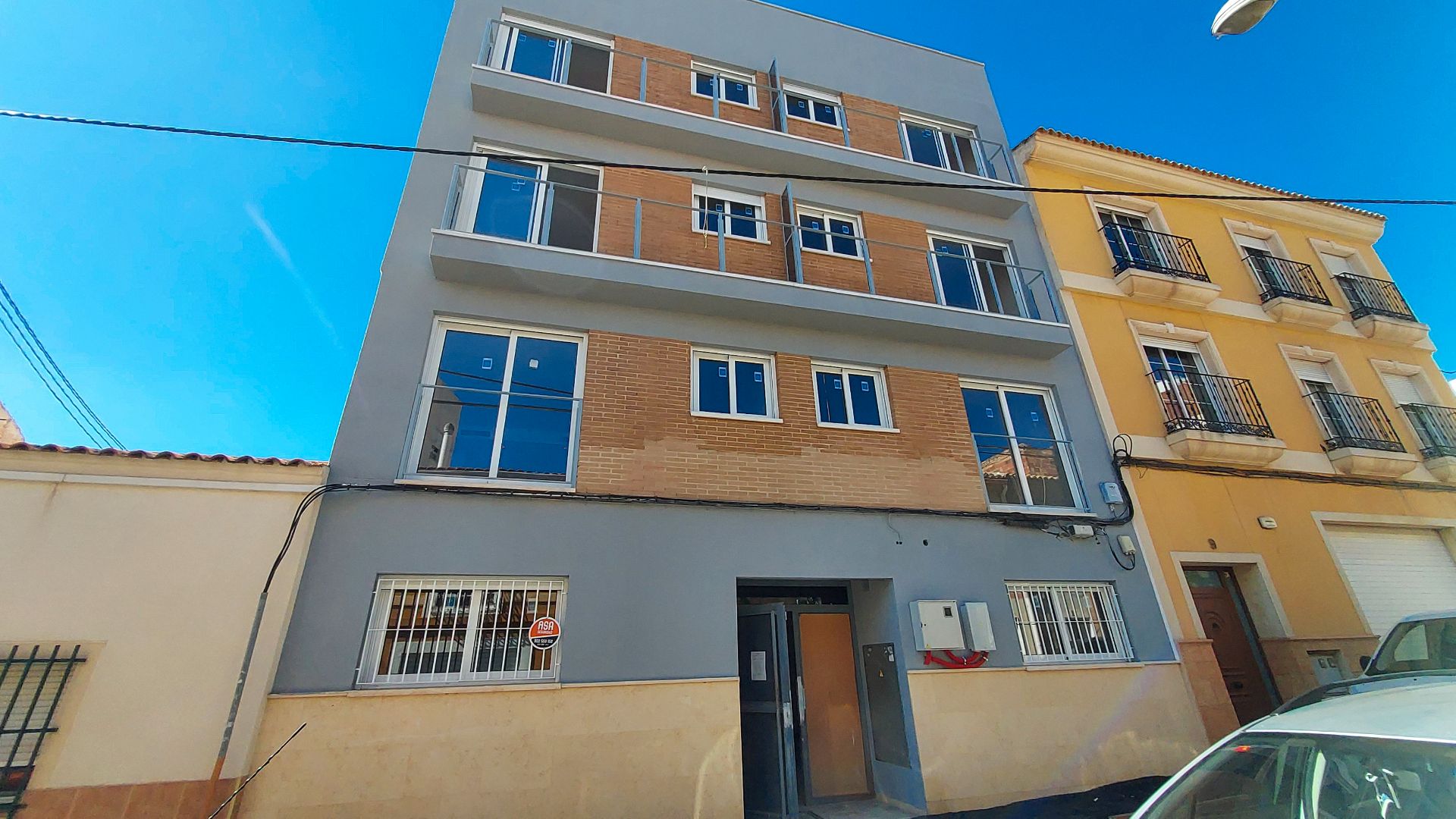 Vista exterior de Pis en venda en Alicante / Alacant amb Aire condicionat i Terrassa
