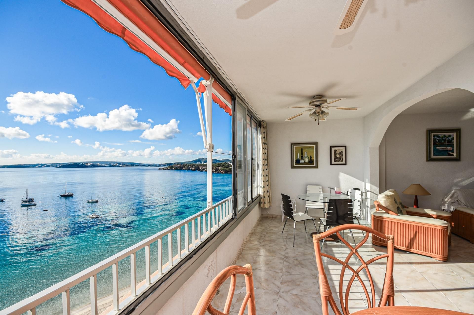 Terrassa de Apartament en venda en Calvià amb Terrassa i Piscina comunitària