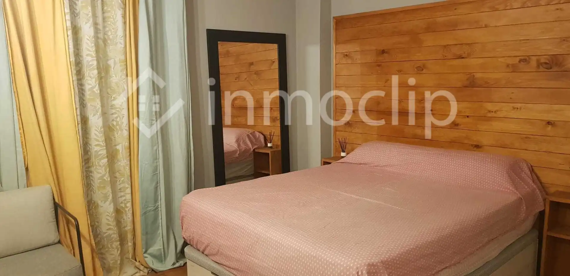 Bedroom of Apartments for sale in Salamanca Capital  with Heating