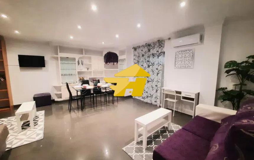 Foto 1 de Ático de alquiler en Calle Infantes, Poniente - Faro, Málaga