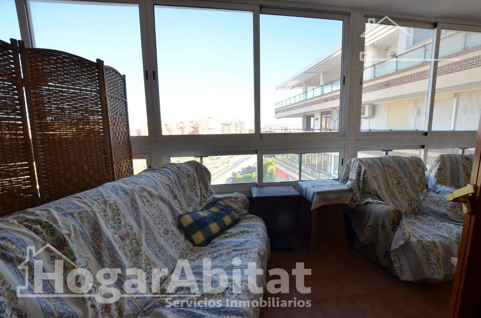 Dormitori de Pis en venda en Alicante / Alacant amb Aire condicionat, Calefacció i Jardí privat