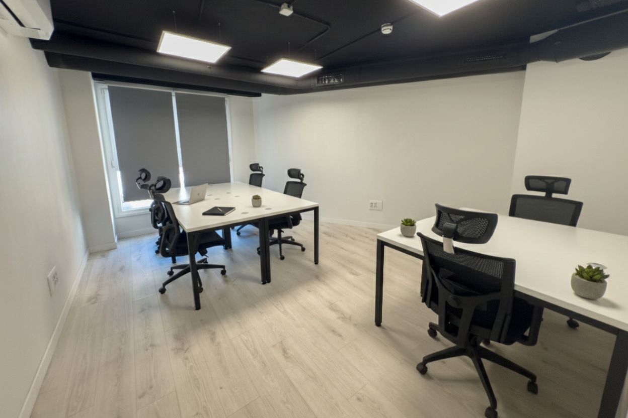Office to rent in  Madrid Capital  with Air Conditioner, Heating and Terrace
