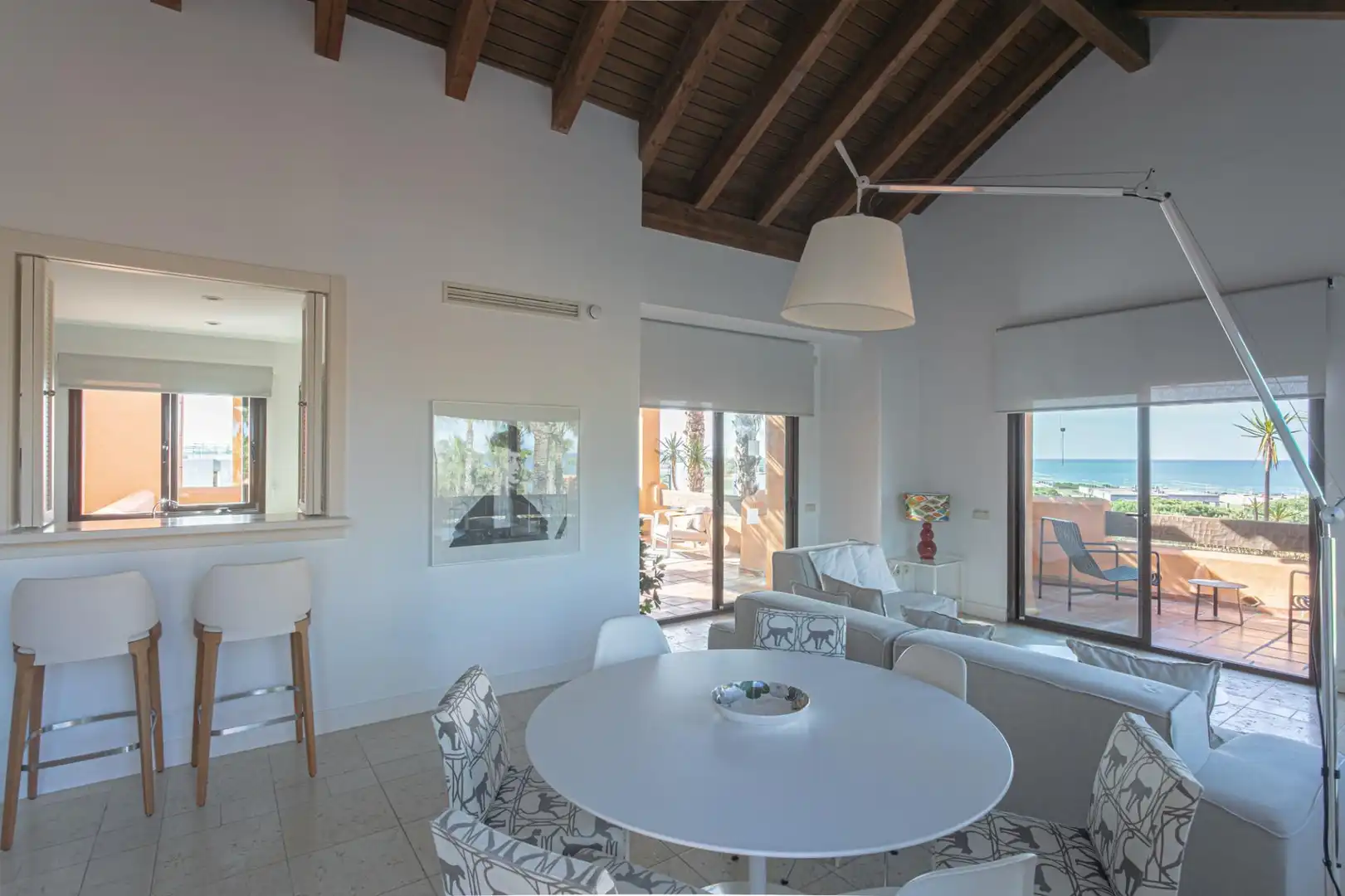 Menjador de Apartament en venda en Chiclana de la Frontera amb Piscina comunitària