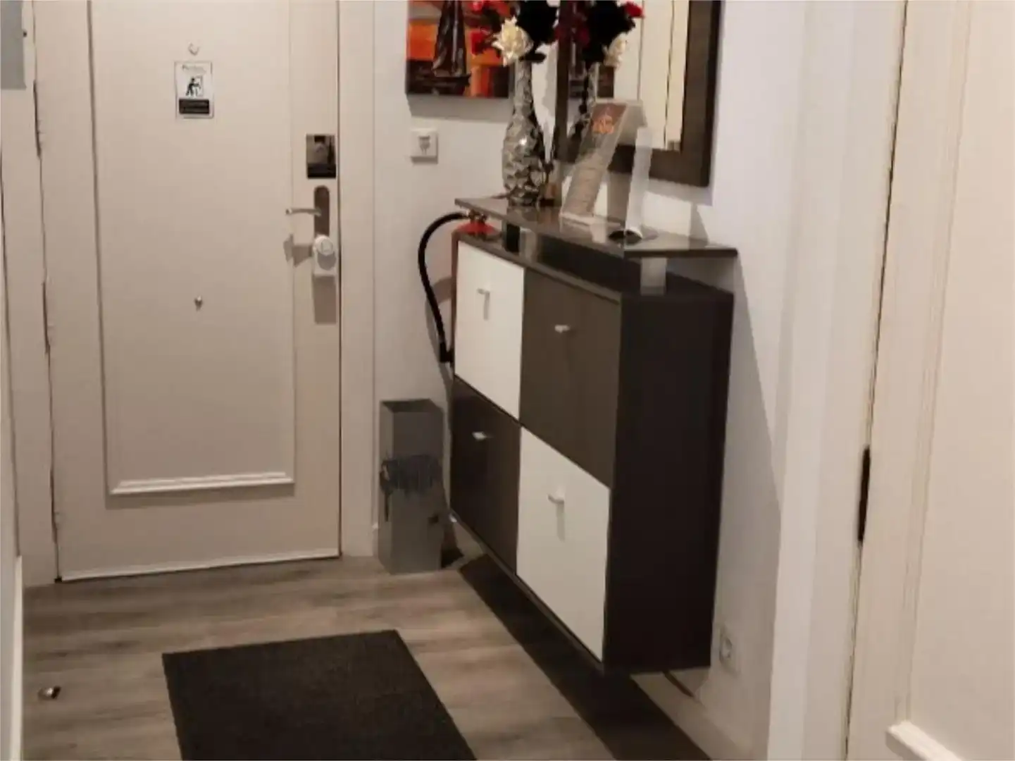 Flat for sale in  Valencia Capital  with Air Conditioner and Balcony