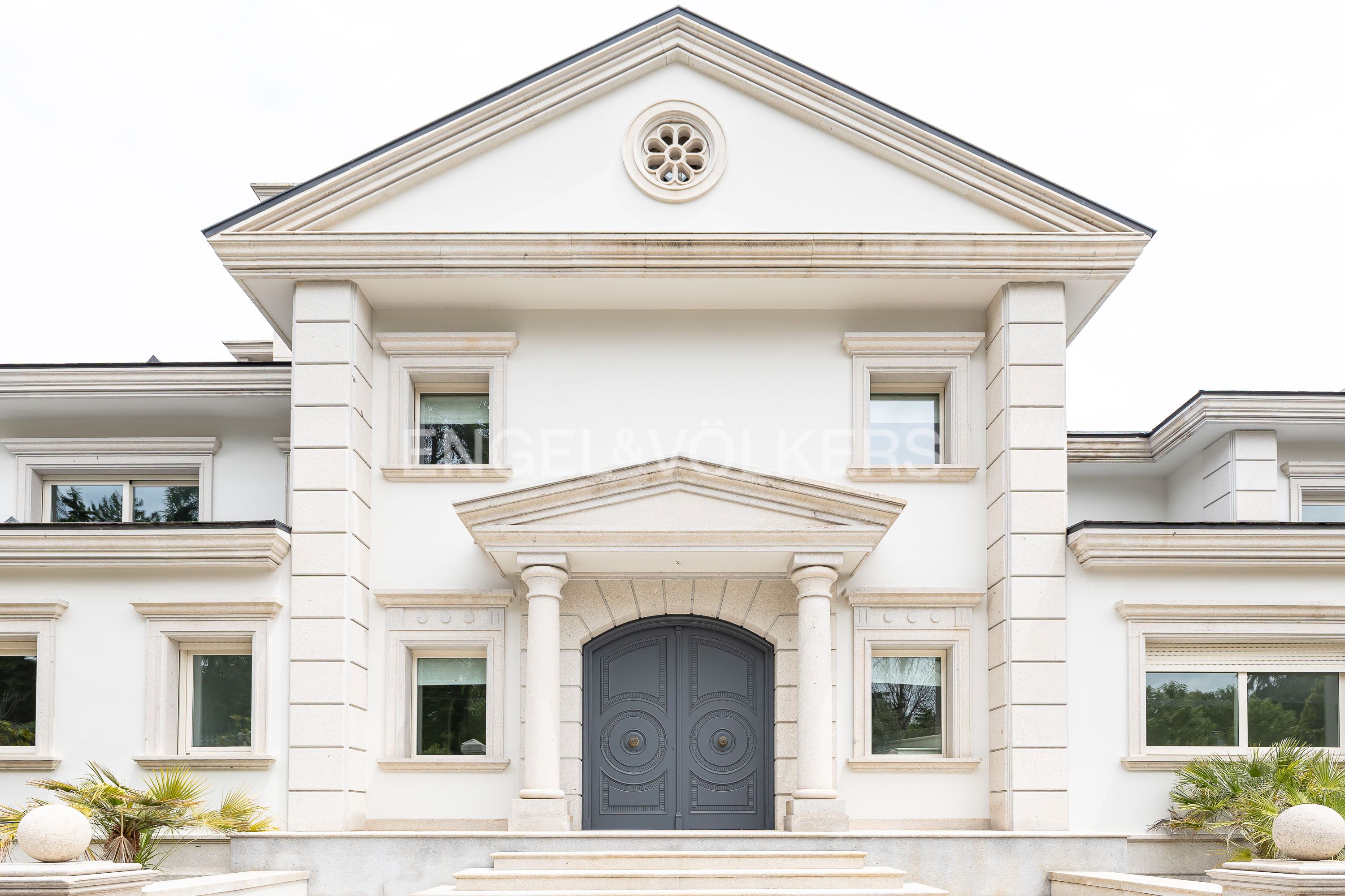 Vista exterior de Casa o chalet en venta en  Madrid Capital con Aire acondicionado, Calefacción y Jardín privado