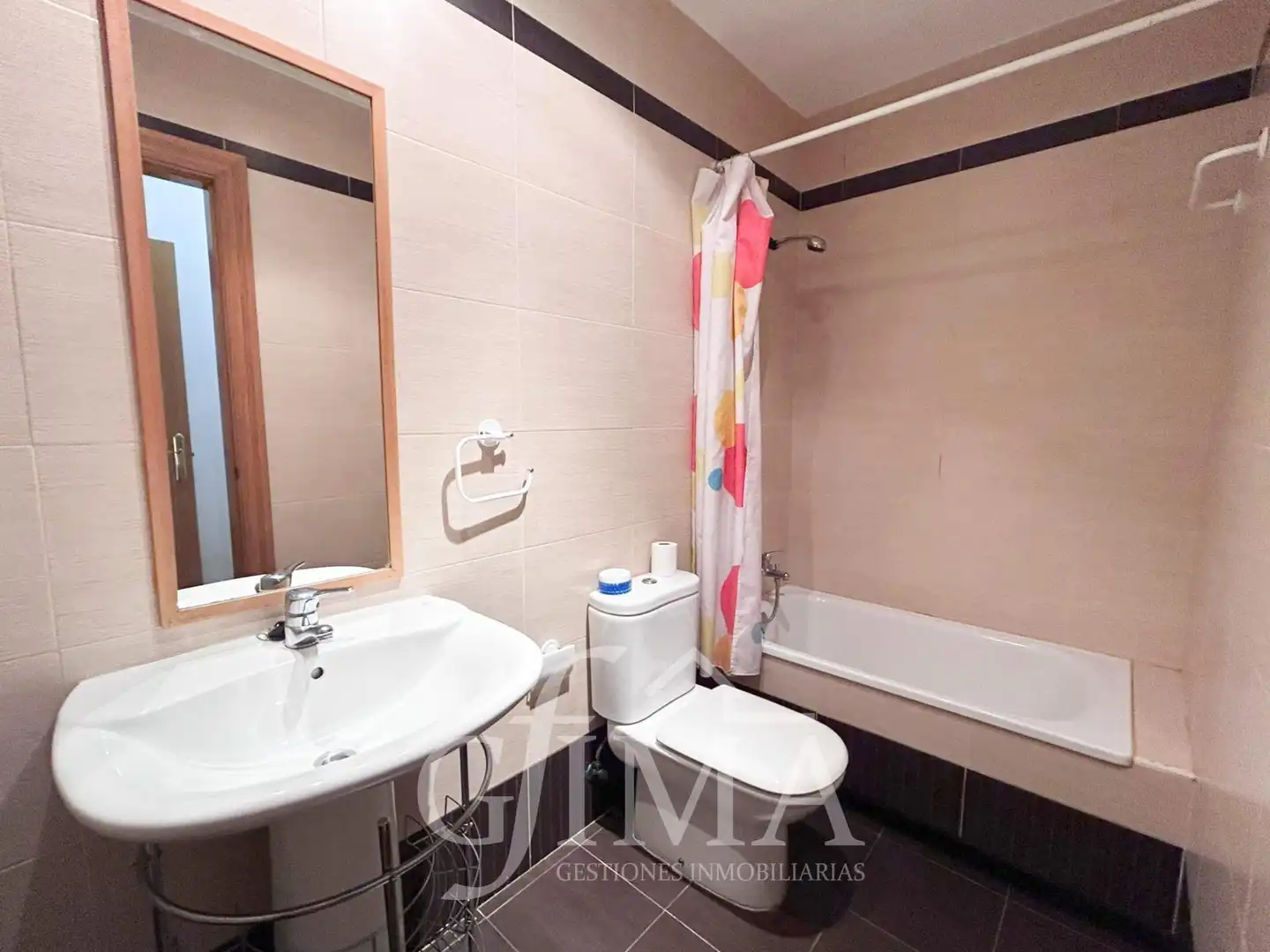 Bathroom of Ground floor for sale in Tomelloso  with Air Conditioner, Heating and Furnished