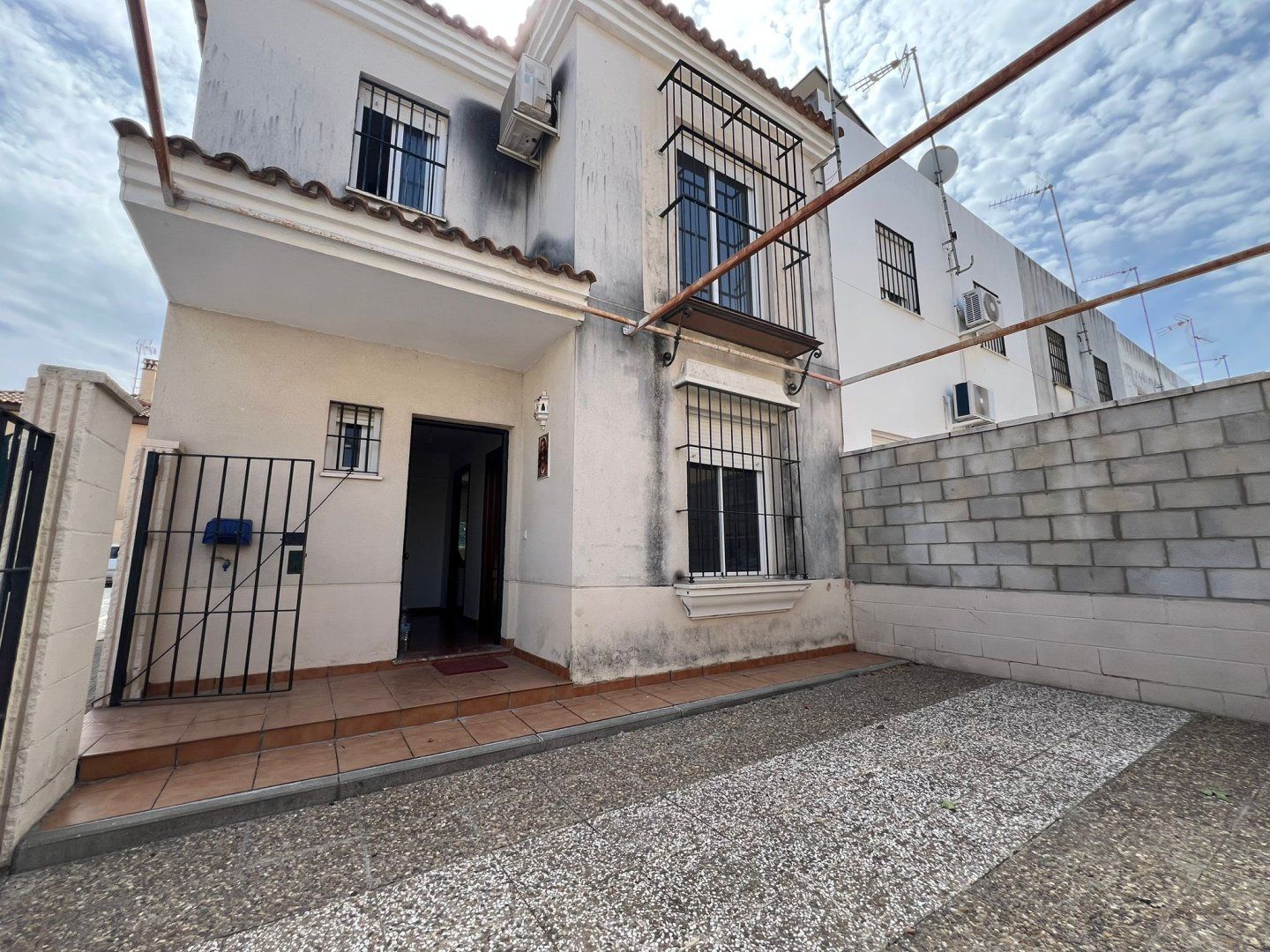 Single-family semi-detached for sale in Umbrete
