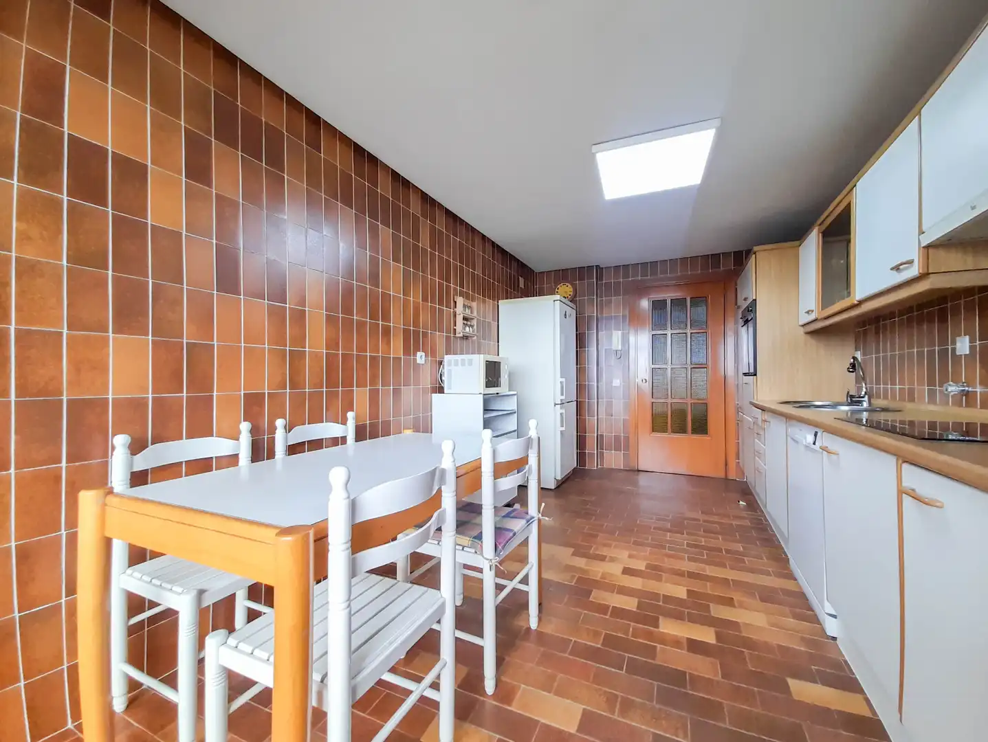 Kitchen of Flat for rent in Madrid  with Heating, Parquet flooring and Terrace