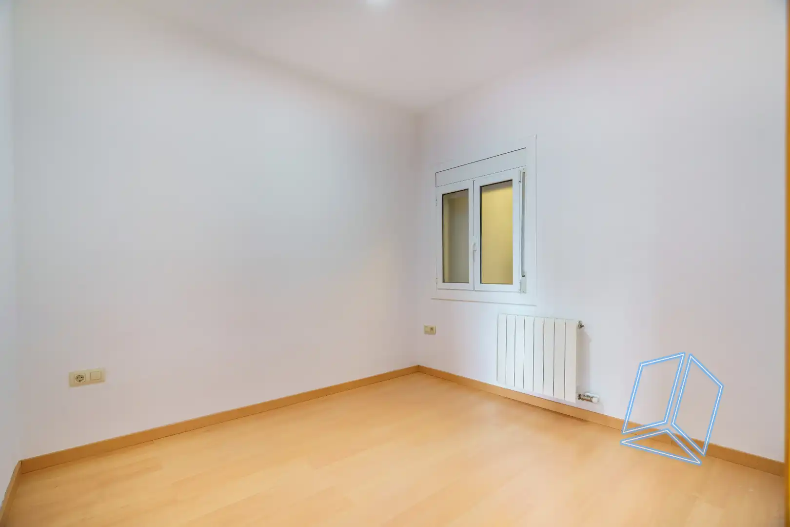 Schlafzimmer von Wohnung zum Verkauf in L'Hospitalet de Llobregat mit Klimaanlage, Heizung und Möbliert