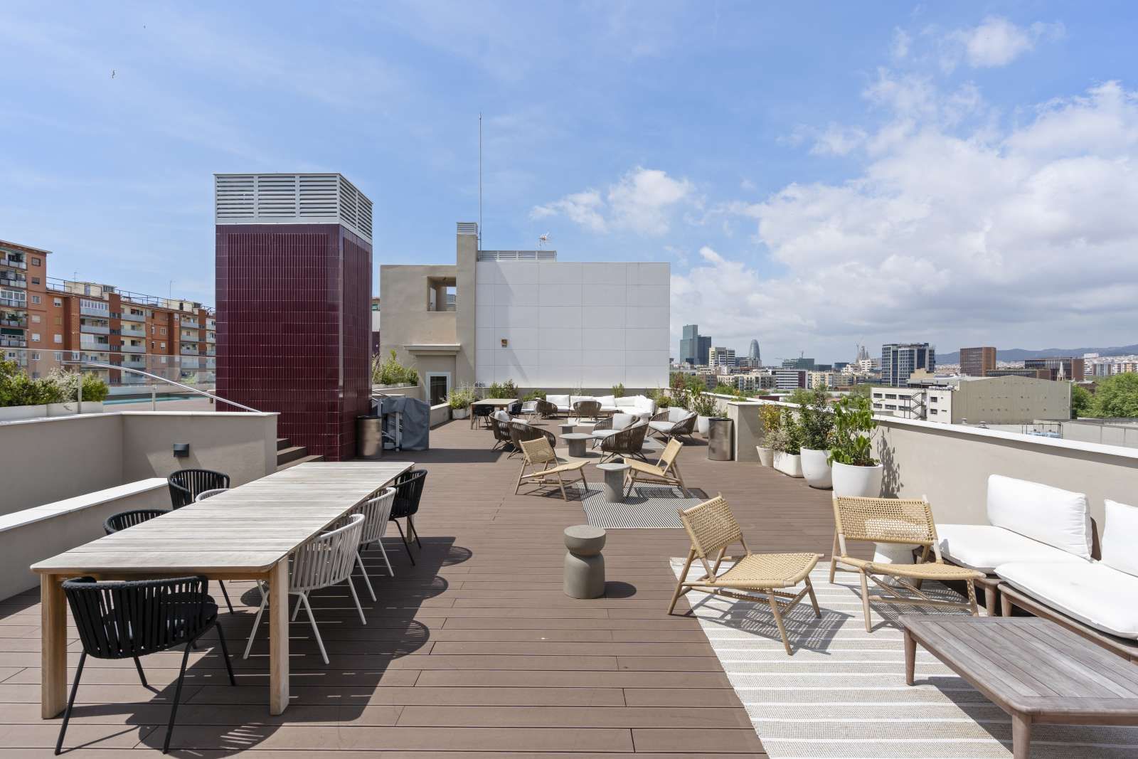 Terrace of Study to share in  Barcelona Capital  with Air Conditioner and Terrace