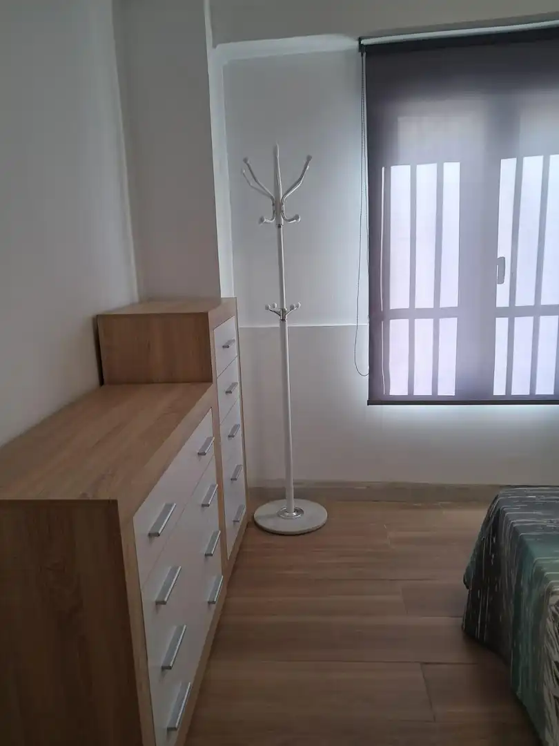 Dormitori de Planta baixa de lloguer en Santa Pola amb Aire condicionat, Terrassa i Moblat