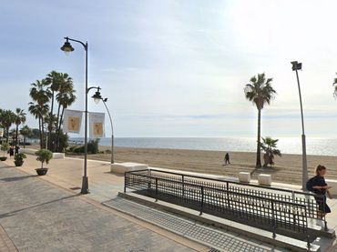 Local comercial en venda a Estepona Pueblo