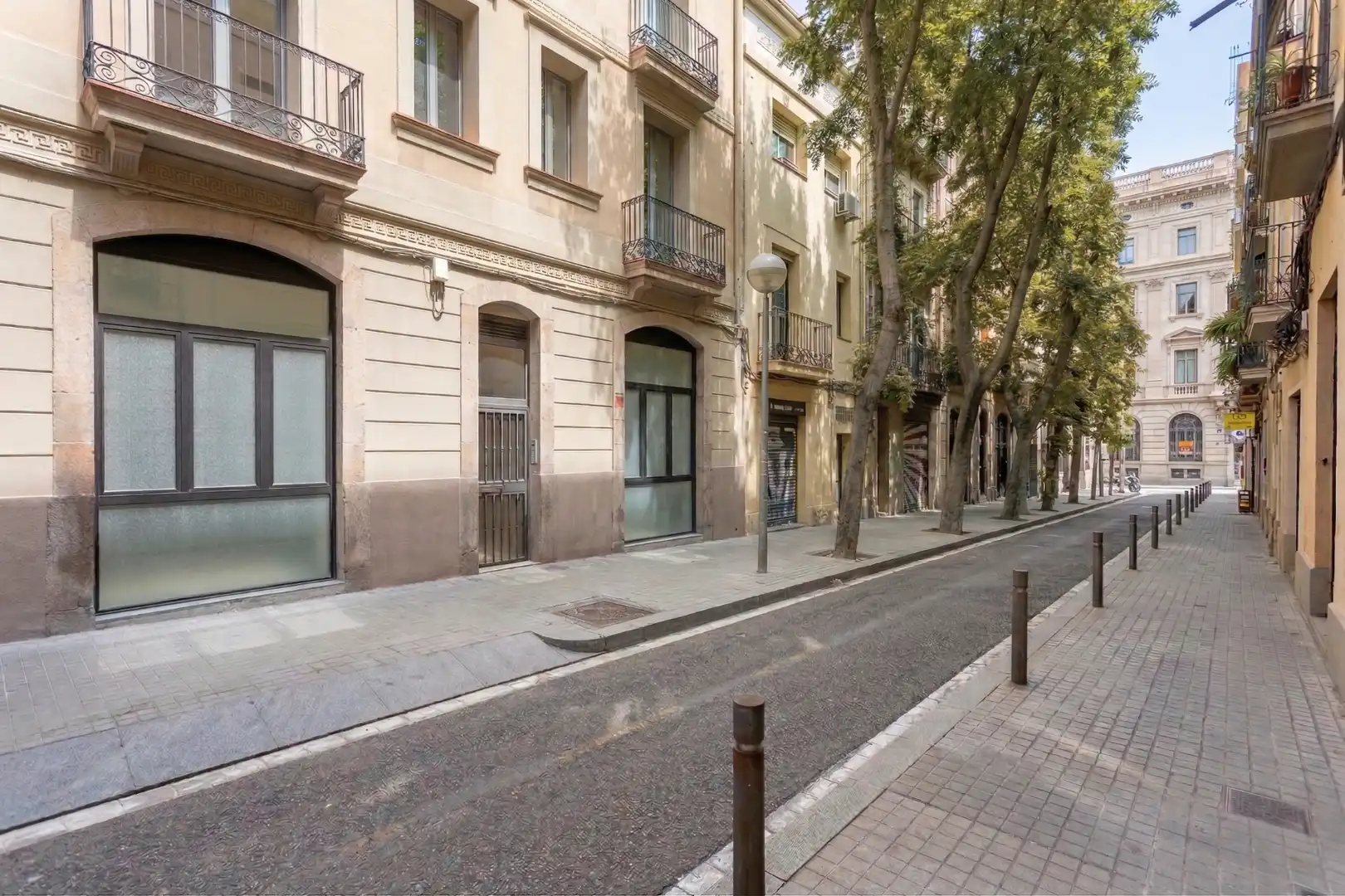 Vista exterior de Dúplex en venda en Eixample